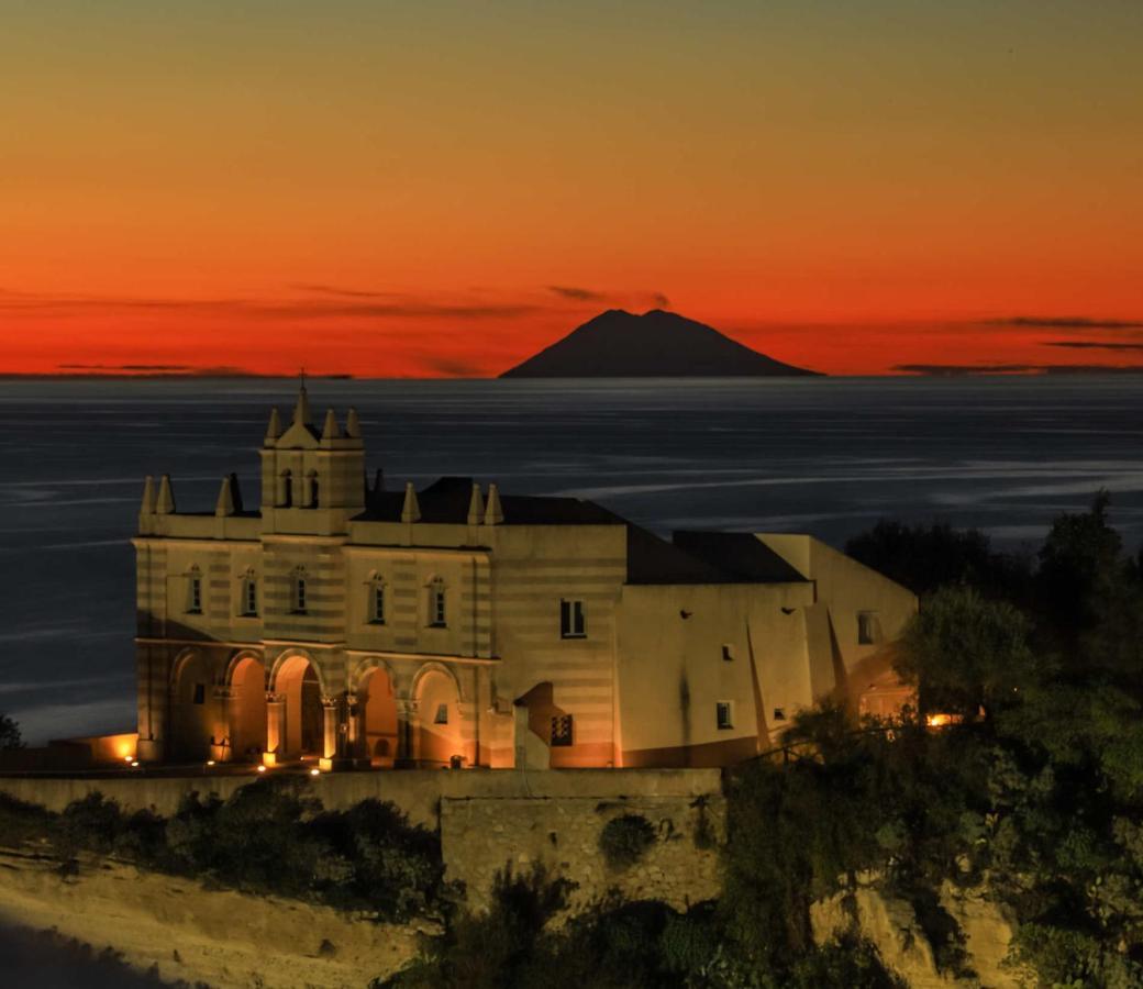 Affaccio Su Stromboli Apartment Tropea Exterior foto