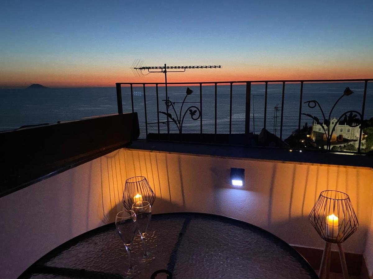 Affaccio Su Stromboli Apartment Tropea Exterior foto